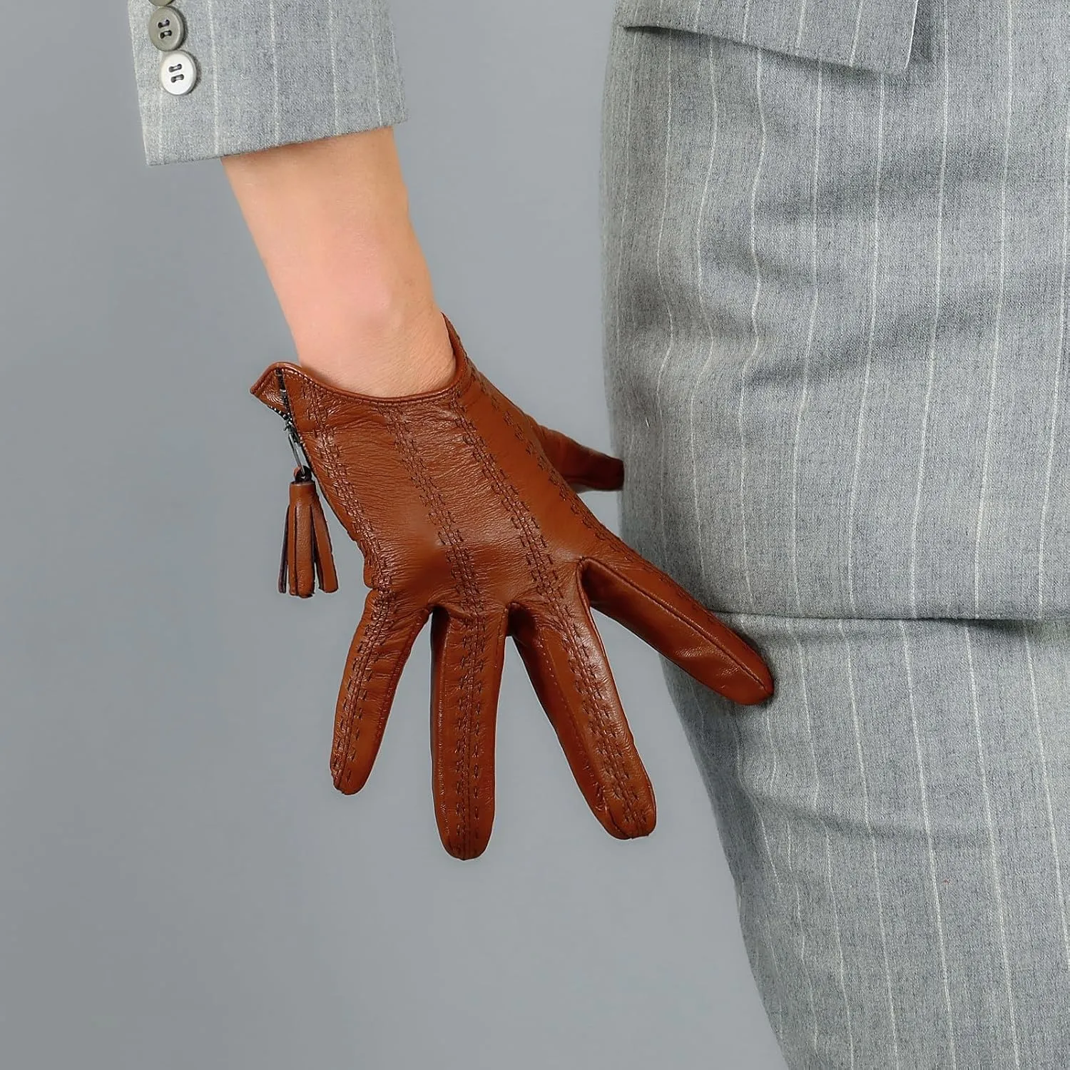DooWay Women's Short Real Leather Driving Gloves Touchscreen Imported Goatskin Leather Tassel Zipper Winter Warm Gloves
