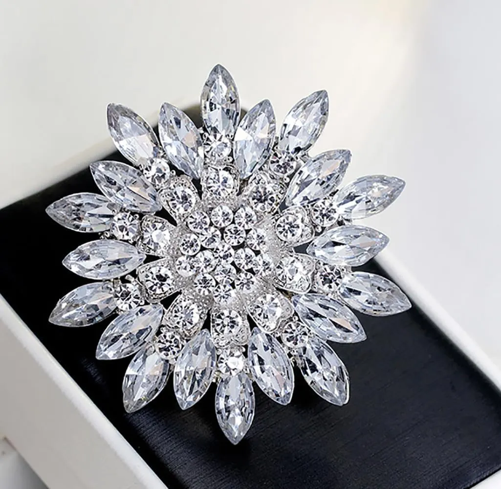 Exquisite Crystal Flower Corsage Bouquet Brooch Pin for Women Girls Rhinestone Floral Lapel Pins Clip Sweater Coat Scarves Dress Suit Badges Brooches Pins Fashion Jewelry Gifts Wedding