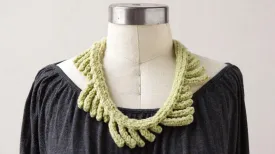 Knit a Necklace