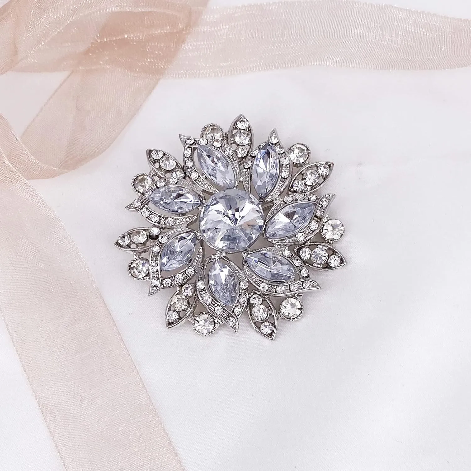 LAXPICOL Vintage Women's Austrian Crystal Elegant Flower Brooch Wedding Broach Pin