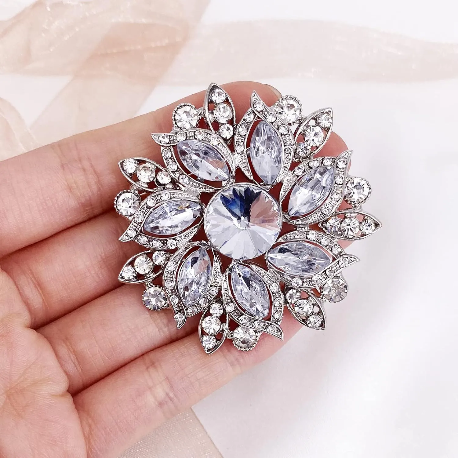 LAXPICOL Vintage Women's Austrian Crystal Elegant Flower Brooch Wedding Broach Pin