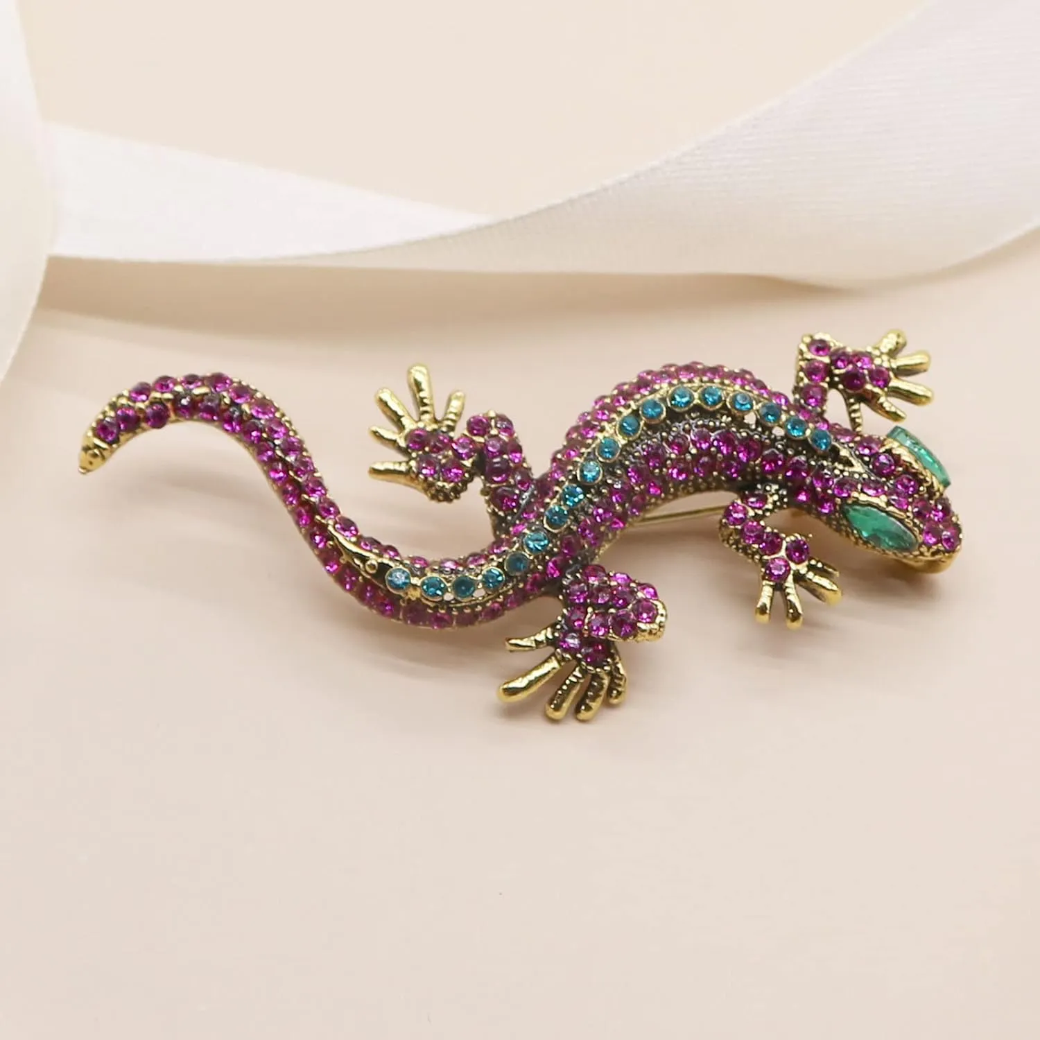 Pretty Animal Brooches Rose Gold and Platinum Plated Full Shining Crystal Brooch Pink Cat's Eye Brooch Pins