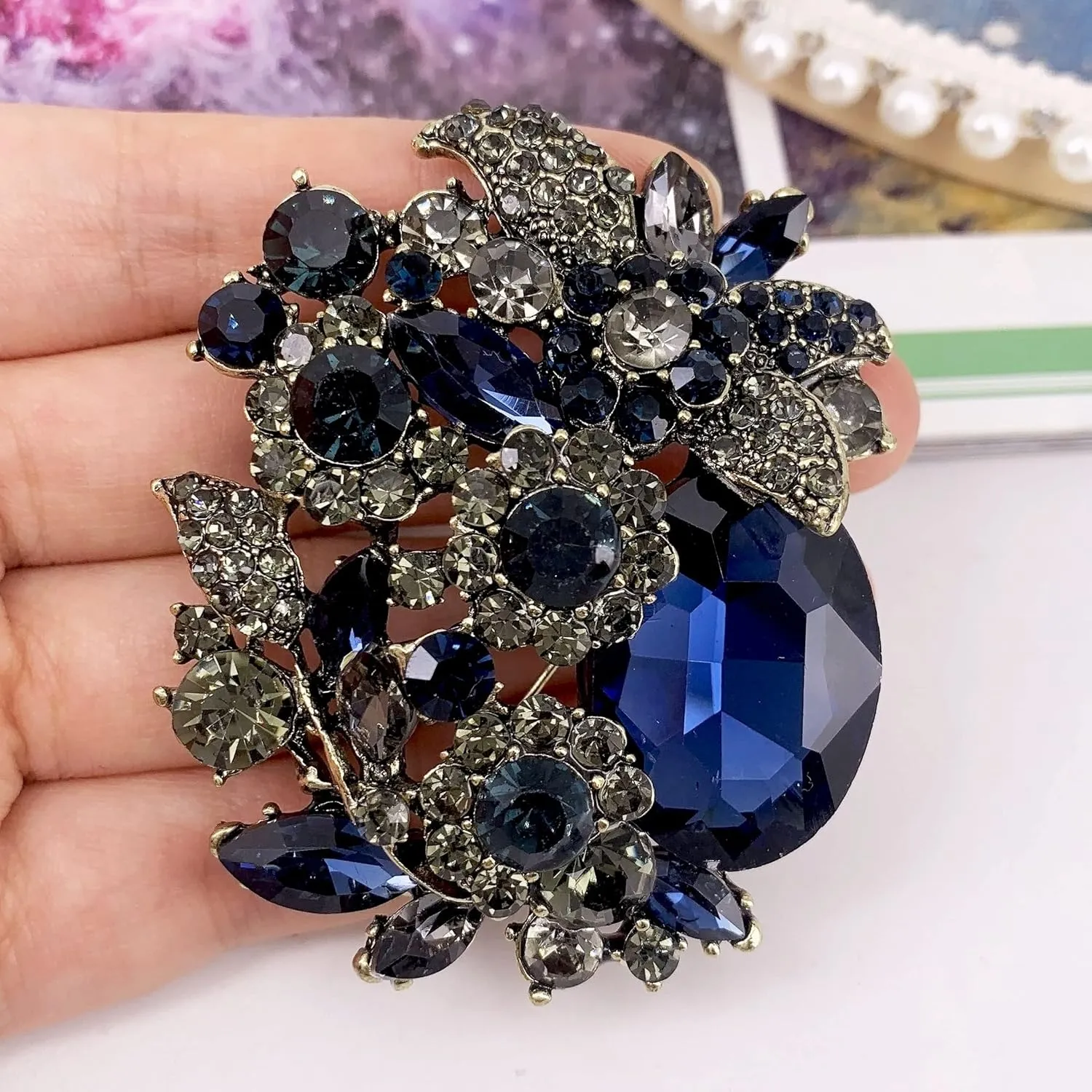 SELOVO Rhinestone Glitter Flower Brooch Pin Jewelry Scarf Accessory Vintage Gold Tone